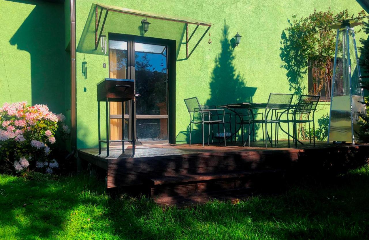 Sunny Seaside Place Homestay *